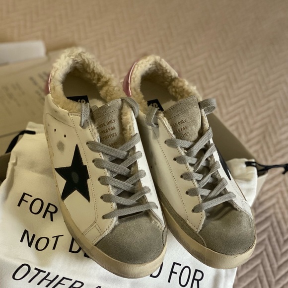 Golden Goose Super-Star Shearling-Lined Leather Sneakers - Picture 13 of 16
